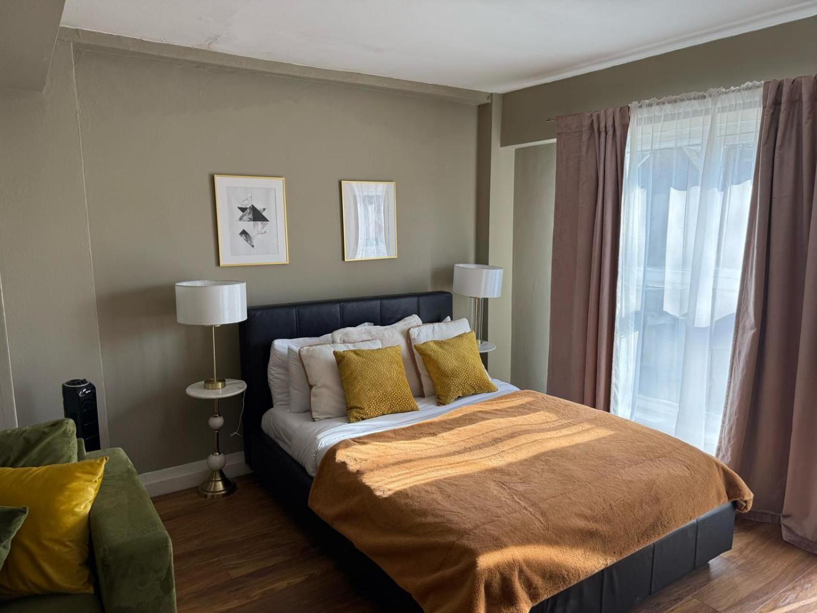 Spacious Flat Next To Earls Court Station *